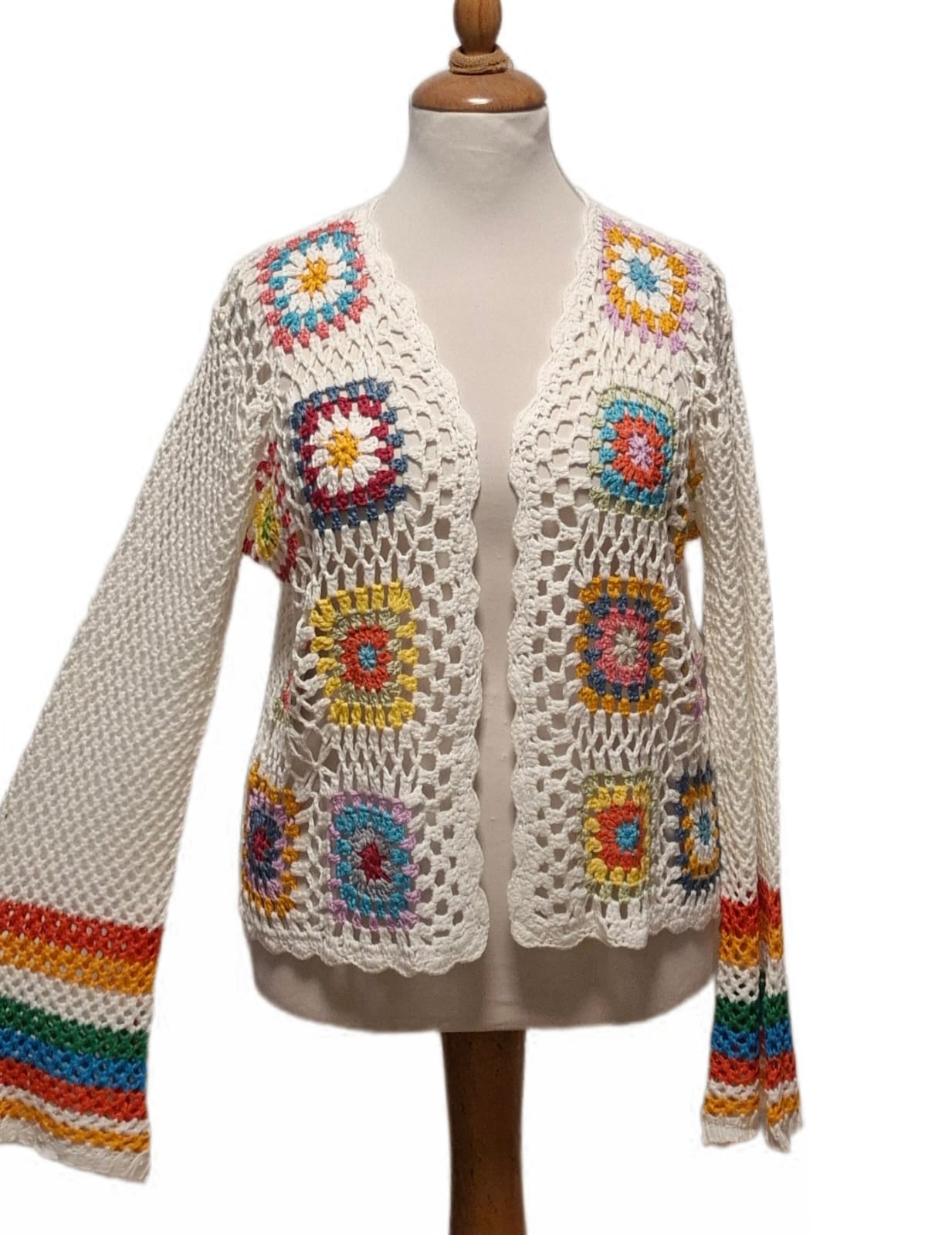 Sommer Häkeljacke mit Trompeten Ärmeln in zwei Farben
