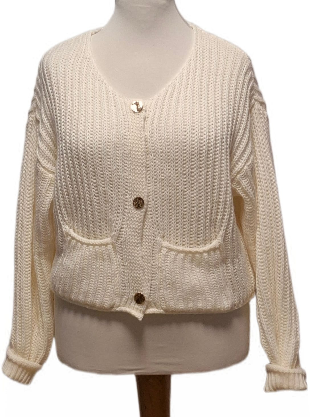 Strickjacke mit Goldknopf
