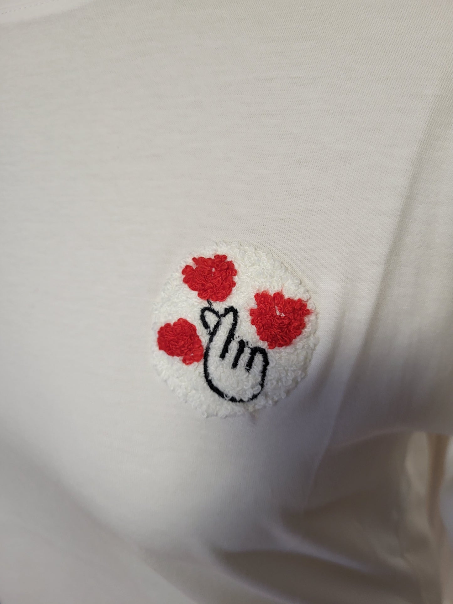 Basic T-Shirt Croissant oder Fingerherz