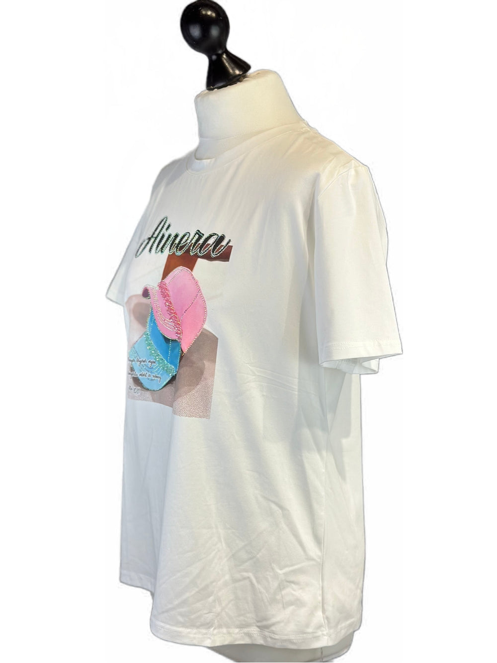 T-Shirt Basecap Ainera mit Strasssteinen und Perlen Rose Mode